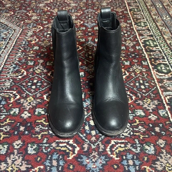 Nisolo Ana Go-To Chelsea Boot Black Size 7 - Picture 3 of 9